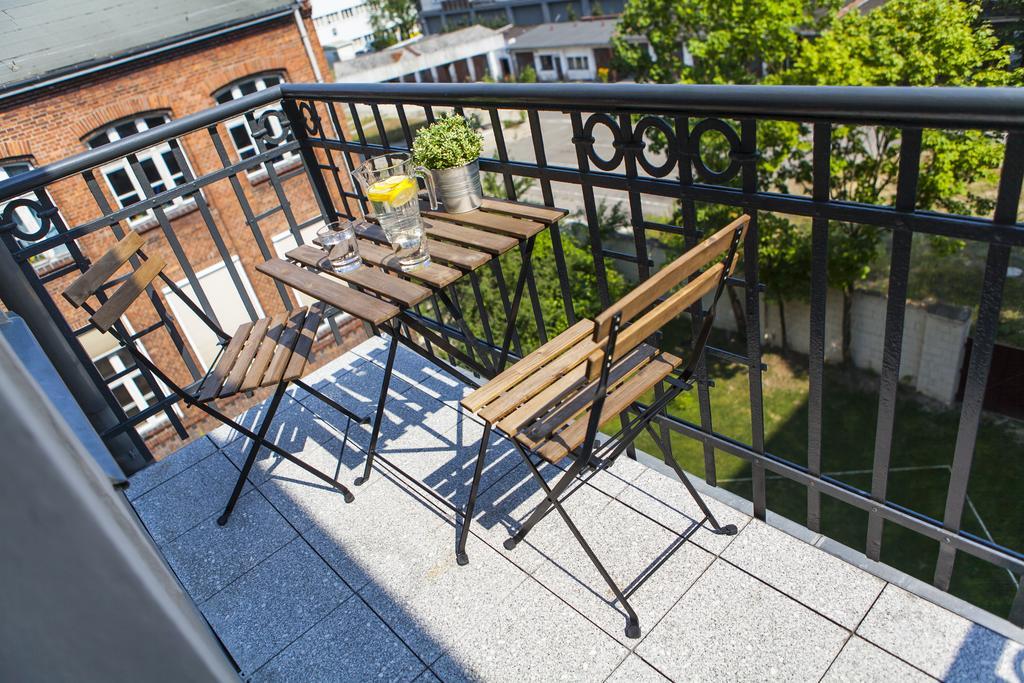 Homewell Apartments Pod Szczerbatym Poznań Exteriör bild